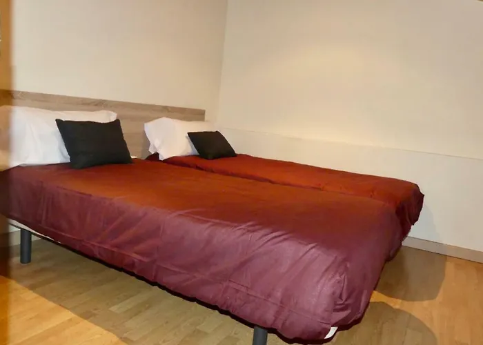Duplex Acollidor Al Centre De Vic Aptgarbi
